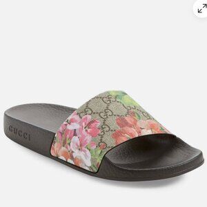 Gucci Pursuit Slide Sandals